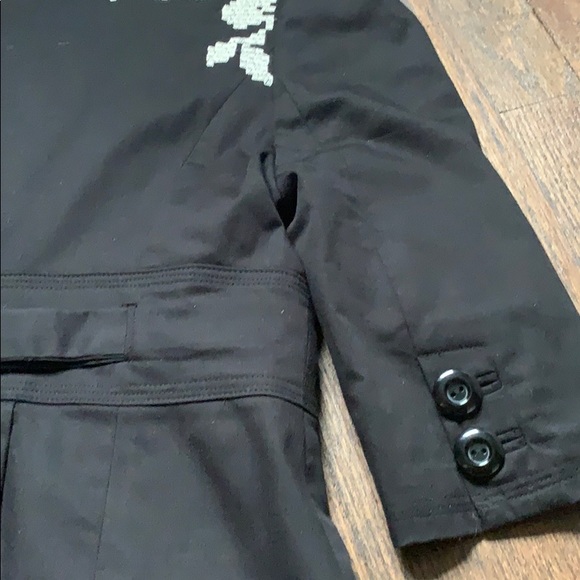 Anthro - 3/4 Bell Sleeve Blazer- Like New- Size 2 - Picture 7 of 7